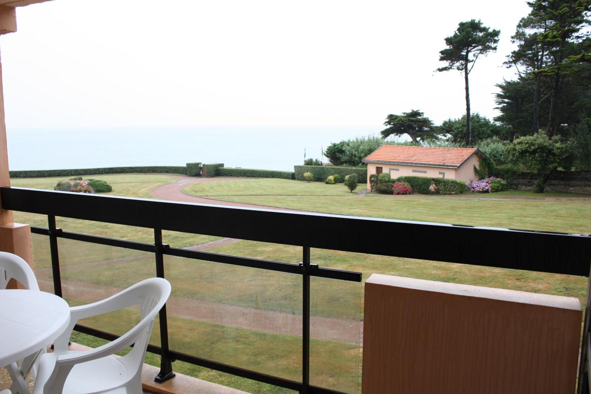 Appartement Vue Mer. A 40M De La Plage. Pornic Exterior foto
